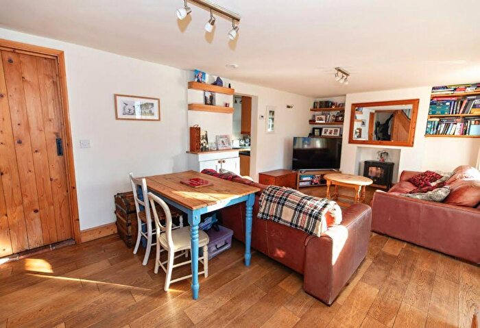 2 Bedroom Cottage For Sale In Malvern Road, Bournemouth, Dorset, BH9