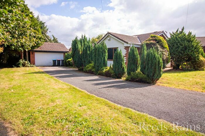 3 Bedroom Bungalow For Sale In Mossvale, Ellesmere Port, Cheshire, CH66
