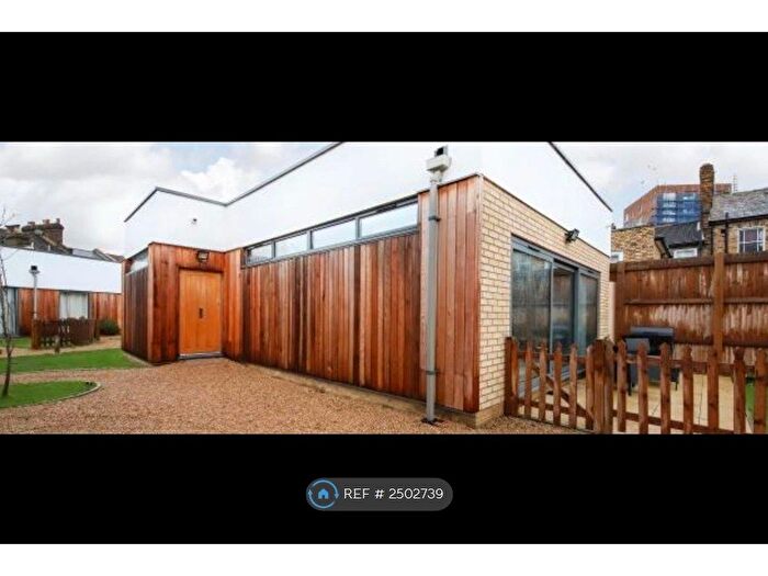 2 Bedroom Detached House To Rent In Woodland Mews, London, SE13