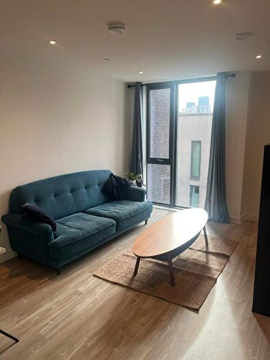 2 Bedroom Apartment To Rent In Queen Street, Manchester, Greater Manchester, M3