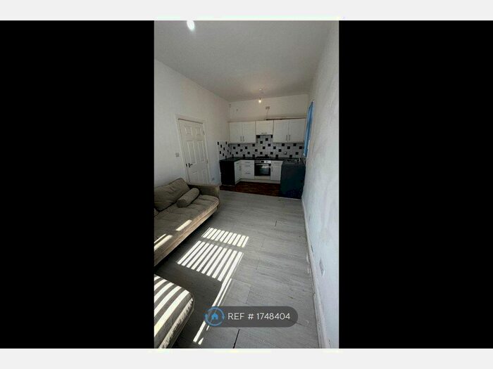 2 Bedroom Flat To Rent In North Rd, Darlington, DL1