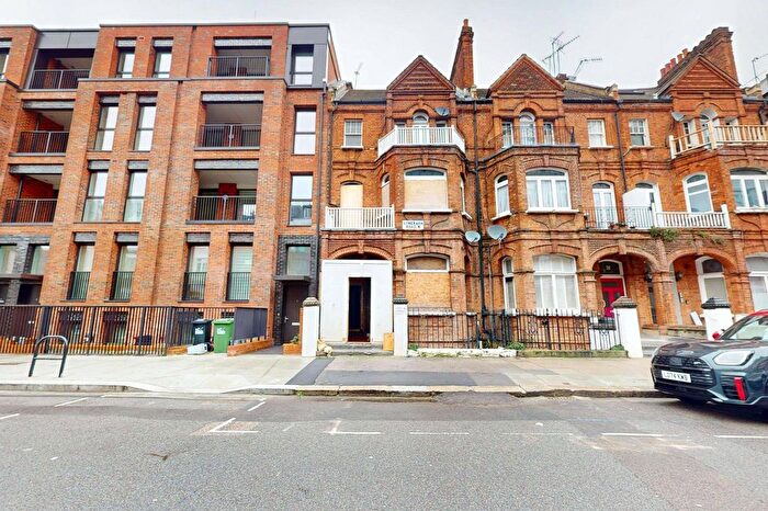 4 Bedroom Terraced House For Sale In Comeragh Road, London, W14