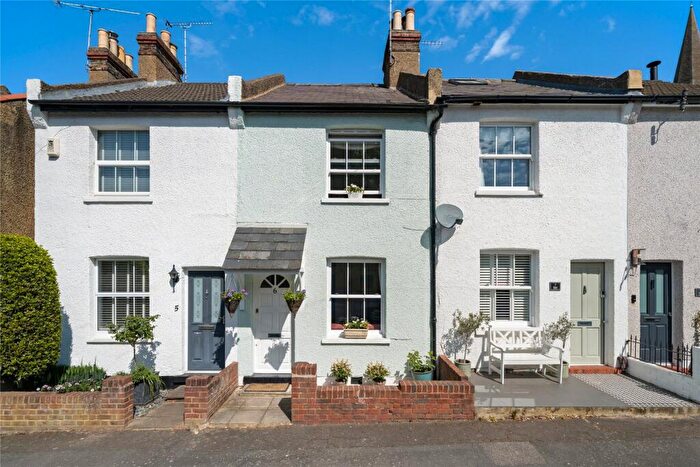 2 Bedroom Terraced House For Sale In Wolsey Grove, Esher, Surrey, KT10