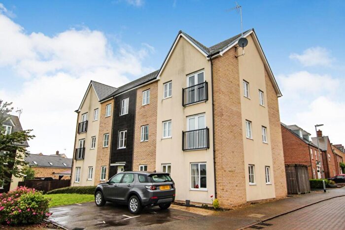 2 Bedroom Apartment To Rent In Osprey Drive, Leighton Buzzard, LU7