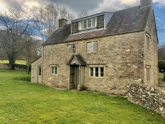 3 Bedroom Cottage To Rent In Stockwell, Birdlip, GL4