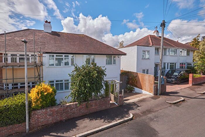 4 Bedroom Semi Detached House For Sale In Jennifer Close, Exeter, EX2