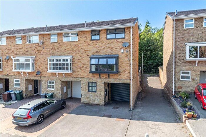 3 Bedroom Town House For Sale In Hoyle Court Avenue, Baildon, West Yorkshire, BD17