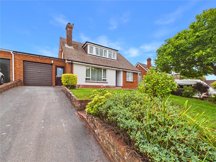 4 Bedroom Link Detached House For Sale In Prince Of Wales Road, Crediton, Devon, EX17