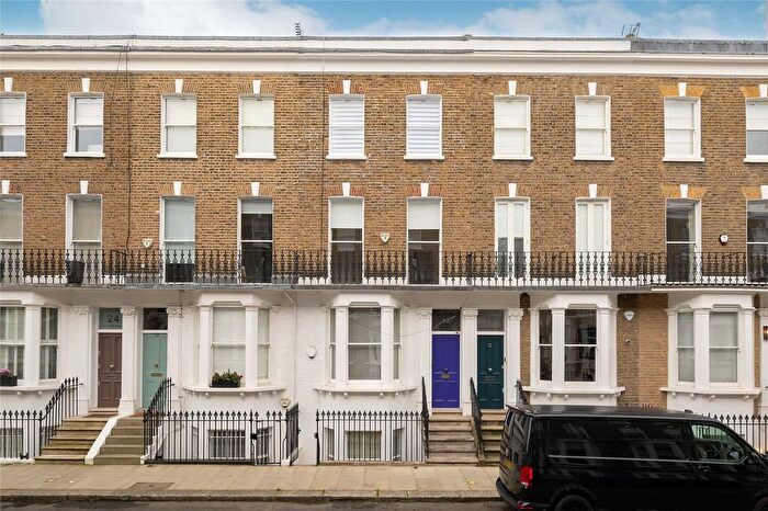 3 Bedroom Flat To Rent In Redburn Street, Chelsea, SW3