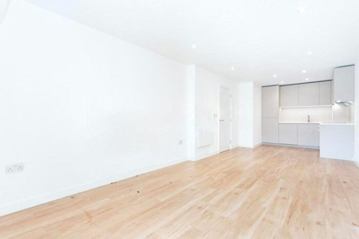 1 Bedroom Flat To Rent In Caversham Road, Colindale, NW9