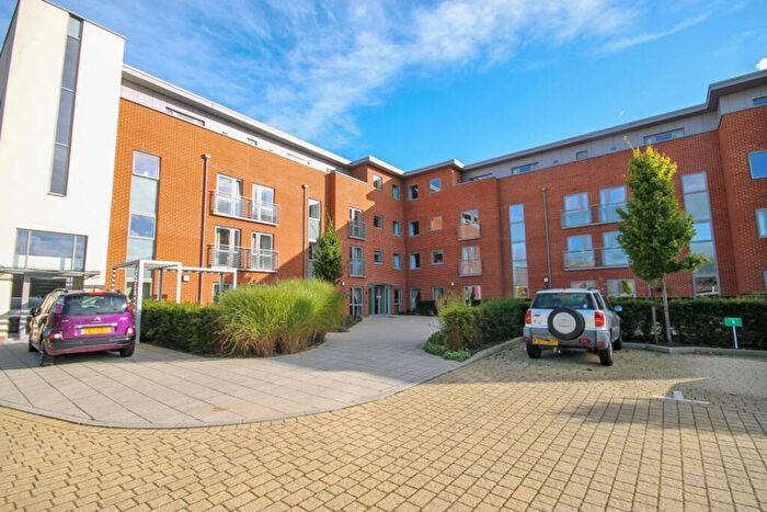 1 Bedroom Apartment For Sale In The Brow, Corbett Court The Brow, RH15