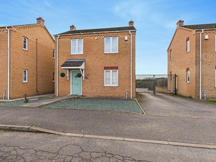 3 Bedroom Detached House For Sale In The Wroe, Emneth, Wisbech, PE14