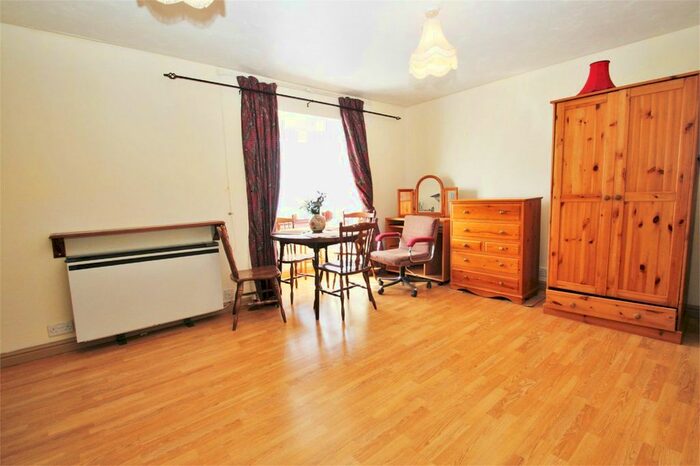 1 Bedroom Studio To Rent In Boxwood Close, West Drayton, Middlesex, UB7