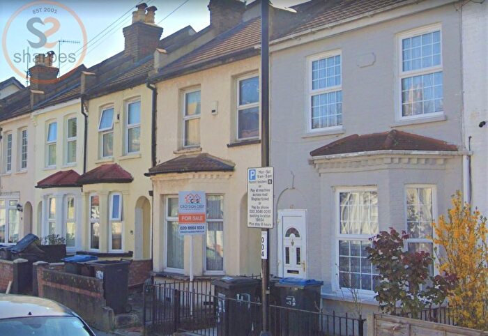 3 Bedroom Terraced House To Rent In Dennett Road, Croydon, Surrey, CR0