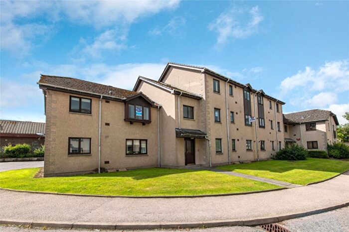 1 Bedroom Flat To Rent In Kirkside Court, Westhill, AB32