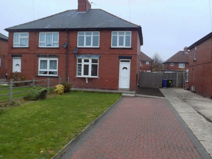 3 Bedroom Semi-Detached House To Rent In Worsbrough Road, Birdwell, Barnsley, S70