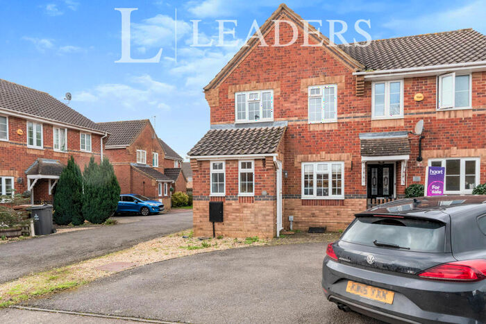 3 Bedroom Semi-Detached House To Rent In Augustus Gate, Stevenage, SG2