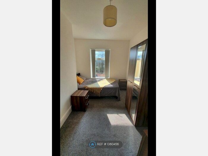 3 Bedroom Terraced House To Rent In Albert Road, Farnworth, Bolton, BL4