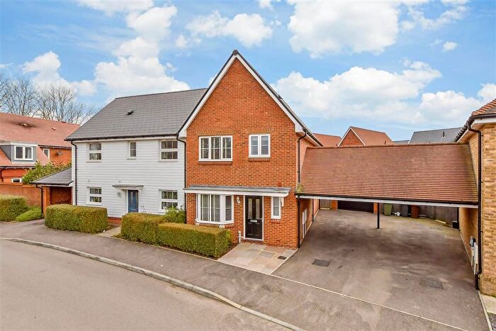 3 Bedroom Semi-Detached House For Sale In Armistice Way, Harrietsham, Maidstone, Kent, ME17