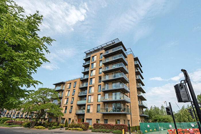 2 Bedroom Apartment For Sale In Tizzard Grove, London, SE3