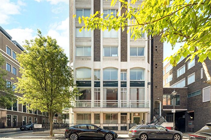 4 Bedroom Flat For Sale In St. Pauls Court, Manchester Street, London, W1U