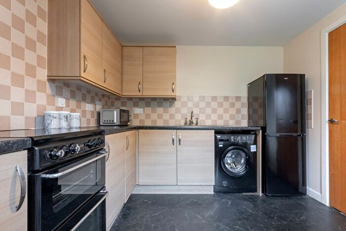 2 Bedroom Flat For Sale In Dee Village, Millburn Street, The City Centre, Aberdeen, AB11