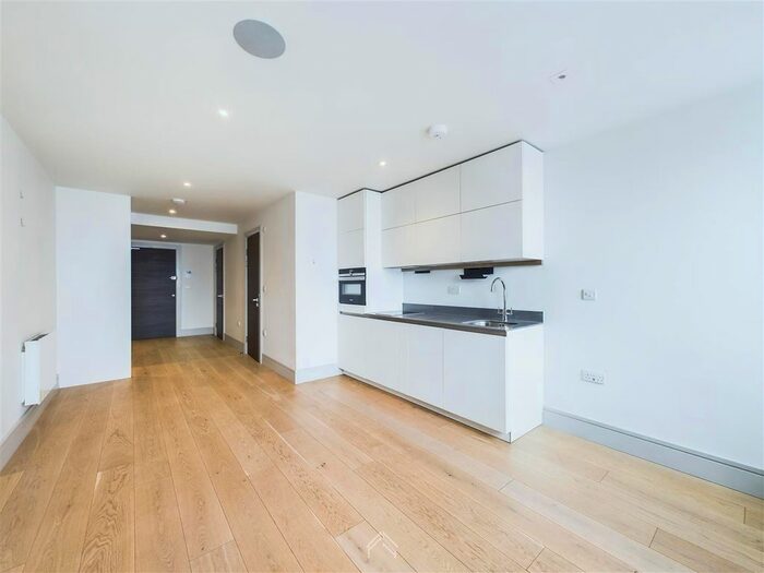 Studio To Rent In Mercantile House, Uxbridge, UB8