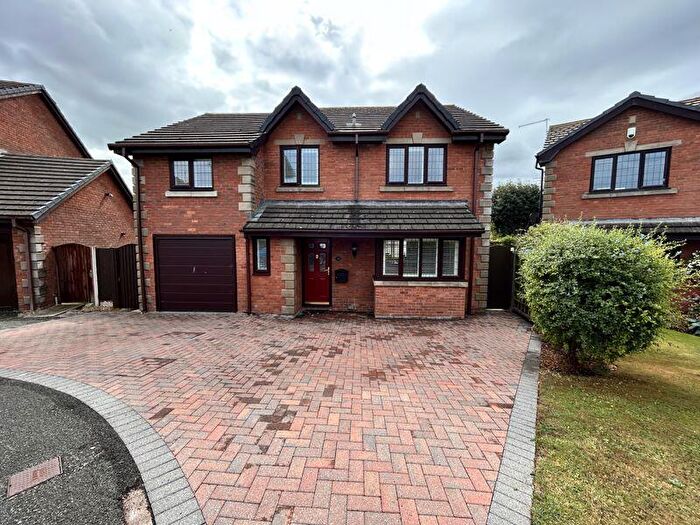 4 Bedroom Detached House For Sale In Penrhyn Madoc, Penrhyn Bay, LL30
