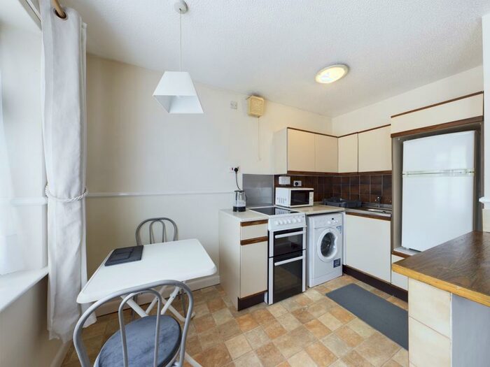 Studio To Rent In Alexandra Court, Beverley Road, HU5