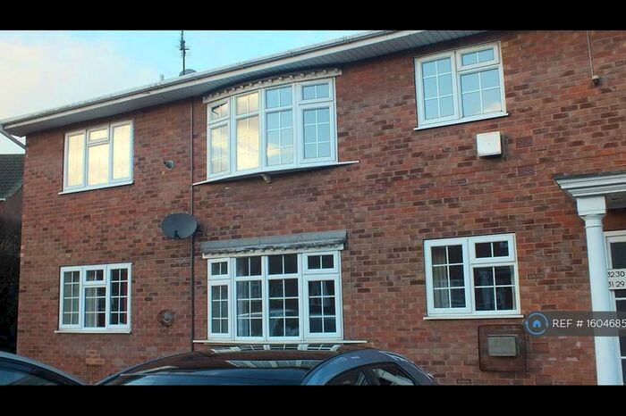 1 Bedroom Flat To Rent In Revesby Court, Scunthorpe, DN16
