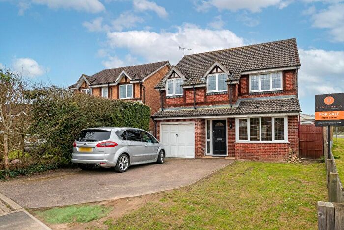 4 Bedroom Detached House For Sale In Smallfield, RH6