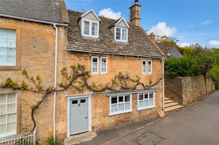 3 Bedroom Semi-Detached House For Sale In High Street, Blockley, Moreton-in-Marsh, Gloucestershire, GL56