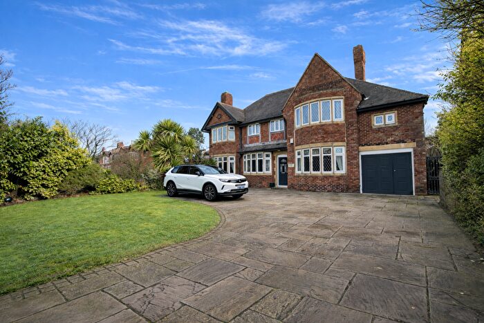 4 Bedroom Semi Detached House For Sale In Lytham Road, South Shore, FY4