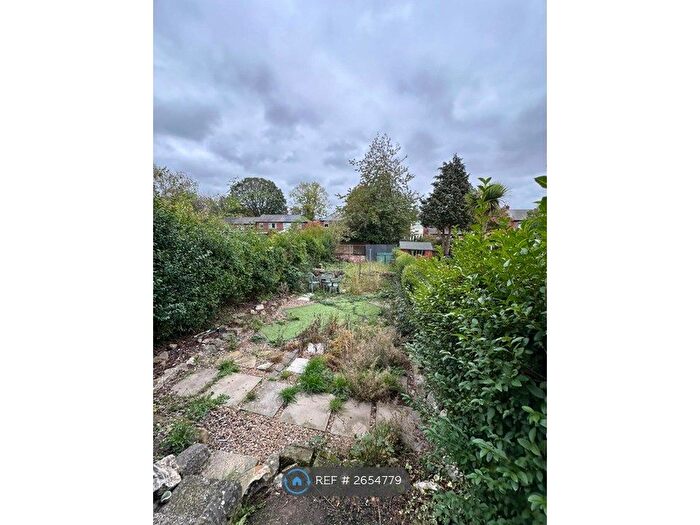 2 Bedroom End Terrace House To Rent In Willow Drive, Sheffield, S9