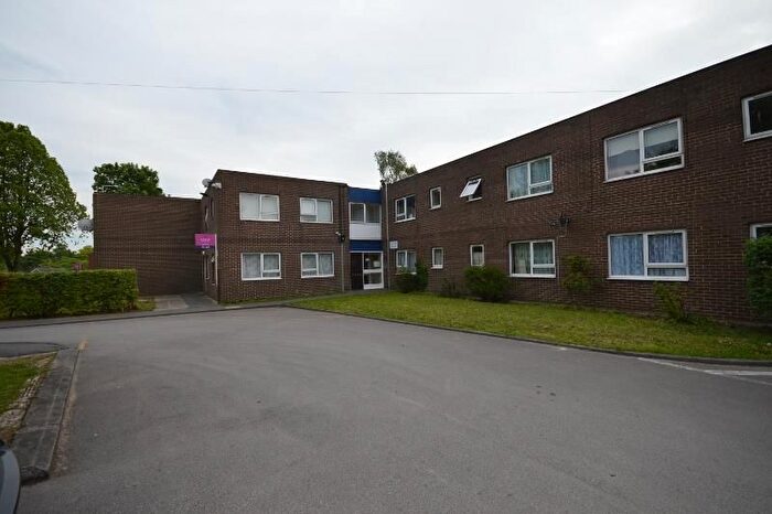 1 Bedroom Flat To Rent In North Street, South Kirby, WF9