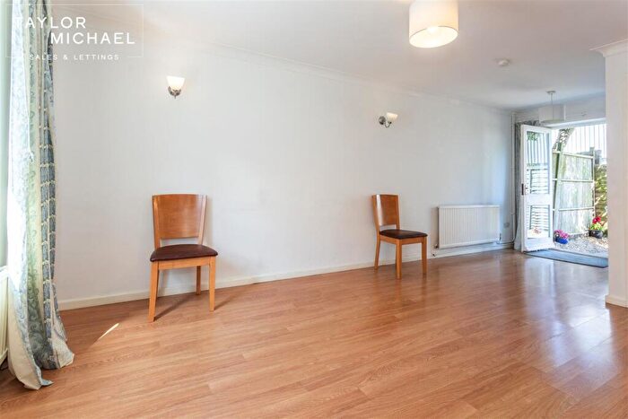 3 Bedroom Terraced House For Sale In Portland Street, North Laine, Brighton, BN1 - Photo 11