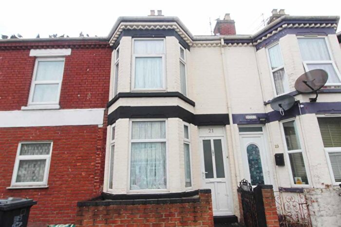 2 Bedroom Semi Detached House To Rent In George Street, Great Yarmouth., NR30