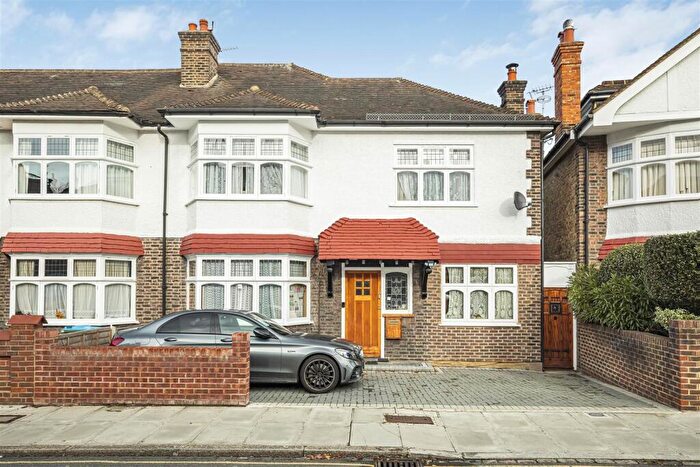 4 Bedroom Semi Detached House For Sale In Penrhyn Crescent, East Sheen, SW14