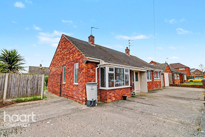 3 Bedroom Detached Bungalow For Sale In Regent Avenue, Armthorpe, Doncaster, DN3