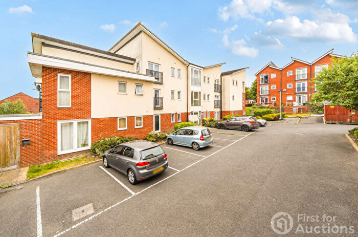 2 Bedroom Apartment For Sale In Wilton Court, Stoke-on-Trent, Staffordshire, ST1