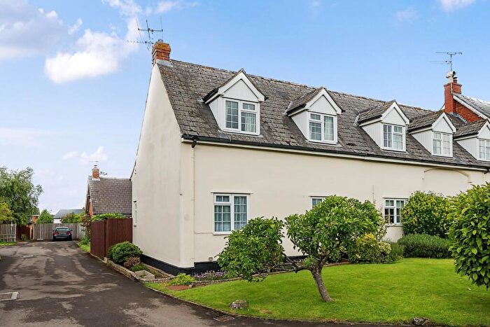 2 Bedroom End Of Terrace House For Sale In Sandy Lane, Charlton Kings, Cheltenham, Gloucestershire, GL53