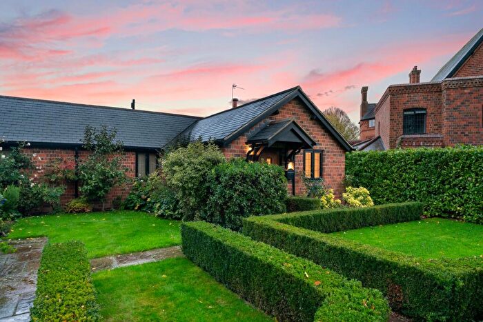 2 Bedroom Cottage For Sale In Ockham Lane, Ockham, GU23