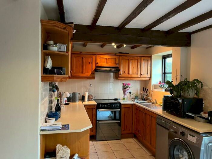 2 Bedroom Cottage To Rent In Fox Covert, Ashby Road, Tamworth, Staffordshire, B79