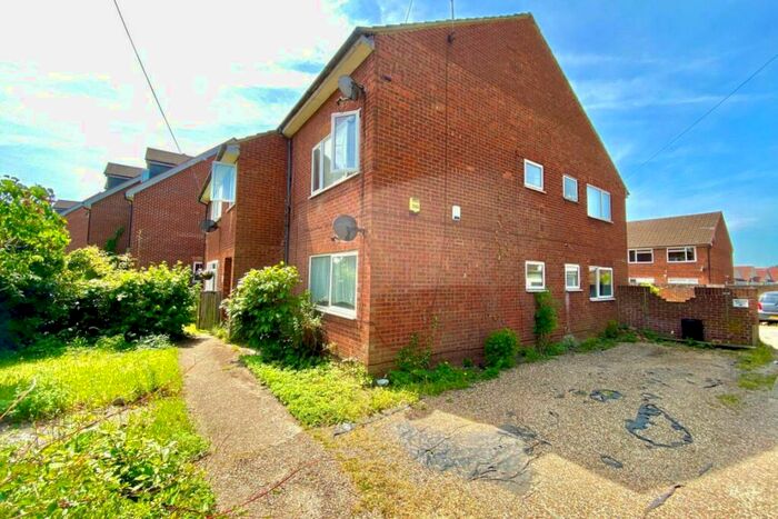 2 Bedroom Flat To Rent In Brook Path, SL1