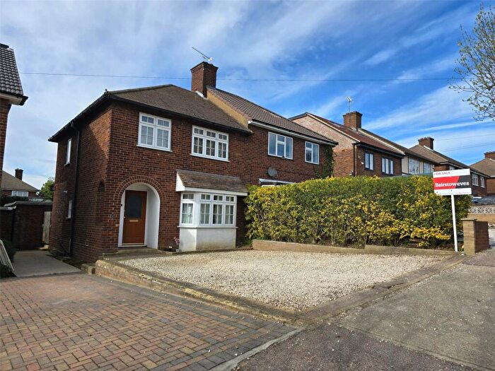 3 Bedroom Semi Detached House For Sale In Kingshill Avenue, Romford, RM5