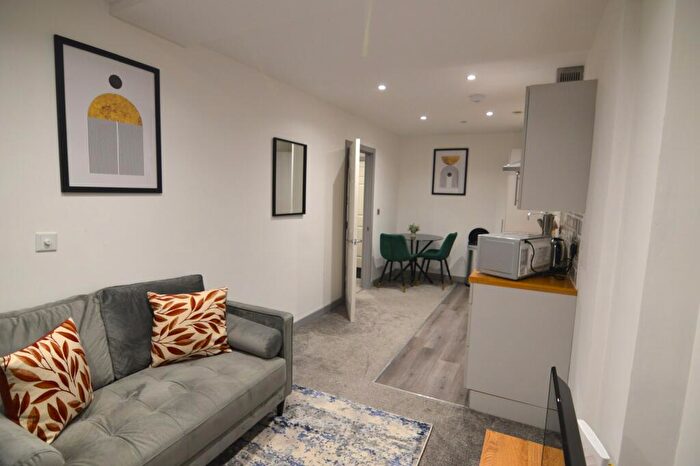 1 Bedroom Apartment To Rent In George House, George Street, Hull, HU1