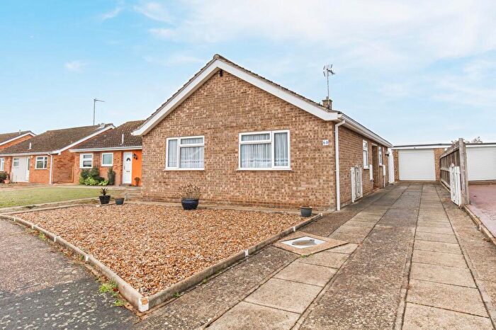 3 Bedroom Detached House For Sale In Detached Bungalow In Snettisham, PE31