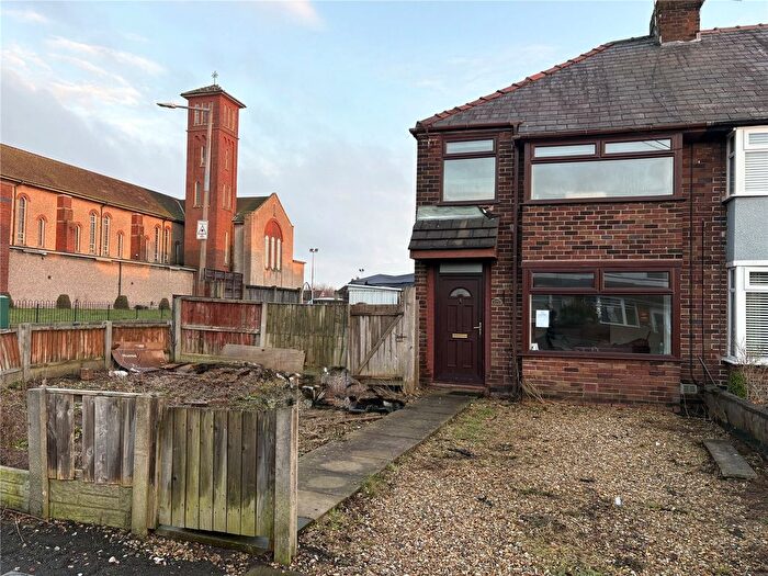 3 Bedroom Terraced House For Sale In Common Road, Newton-Le-Willows, Merseyside, WA12