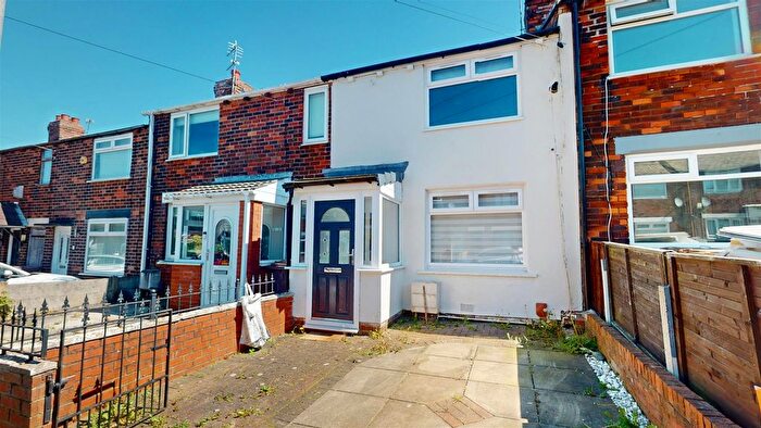 3 Bedroom Terraced House For Sale In Yewtree Avenue, Sutton, St Helens, WA9