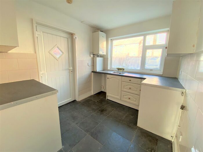 3 Bedroom Terraced House To Rent In Bedford Road, Blackpool, FY1